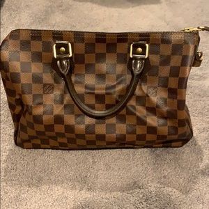 Louis Vuitton speedy bag size 30